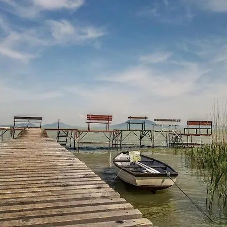 Hébergement de vacances Komfort Bursport Bt. Haz Balatonfenyves