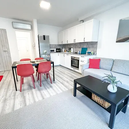 Komfort Bursport Bt. Haz Hébergement de vacances Balatonfenyves