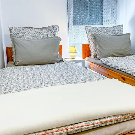 Komfort Bursport Bt. Haz Balatonfenyves