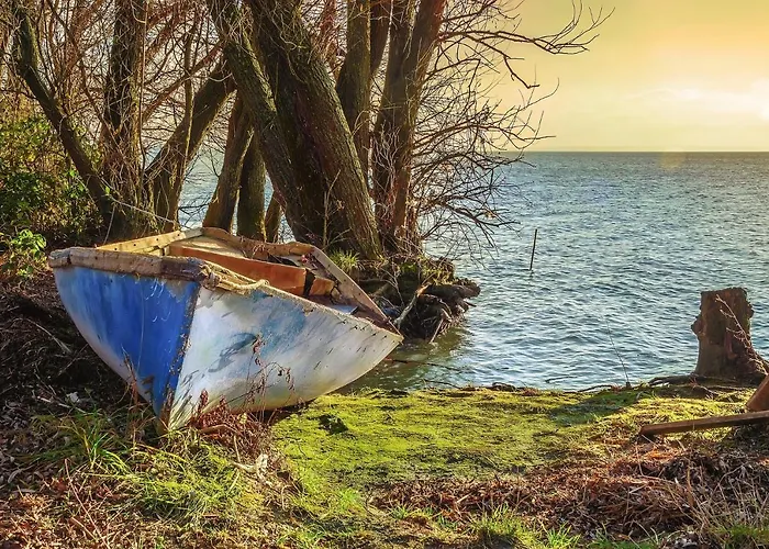 Komfort Bursport Bt. Ház * Balatonfenyves