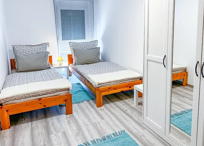 Ferienhaus Komfort Bursport Bt. Ház Balatonfenyves