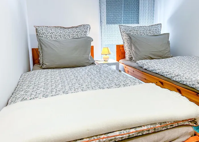 Komfort Bursport Bt. Haz Balatonfenyves